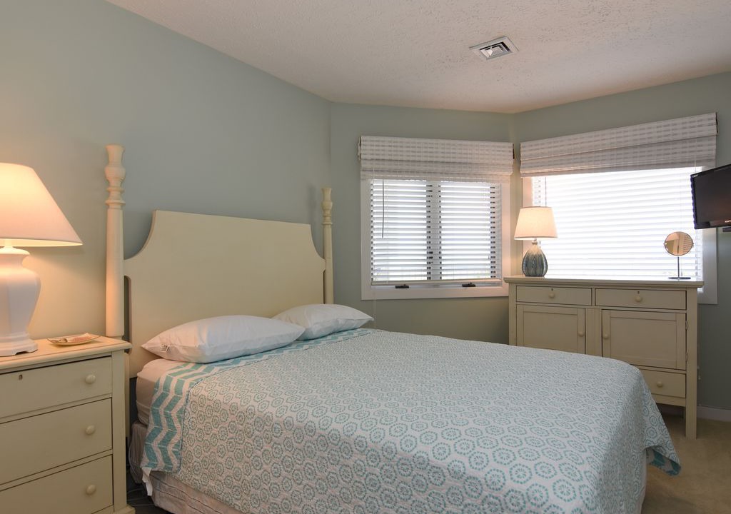 Photo of Bedroom in Shell Island