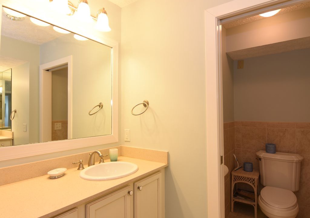 Photo of Bathroom in Shell Island