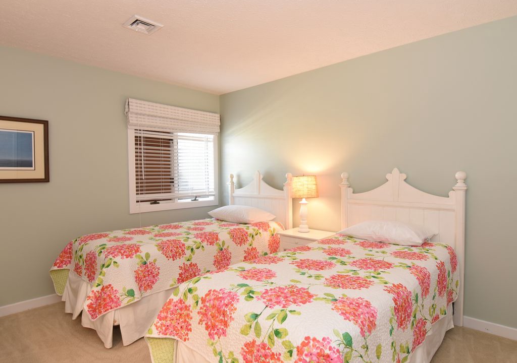 Photo of Bedroom in Shell Island