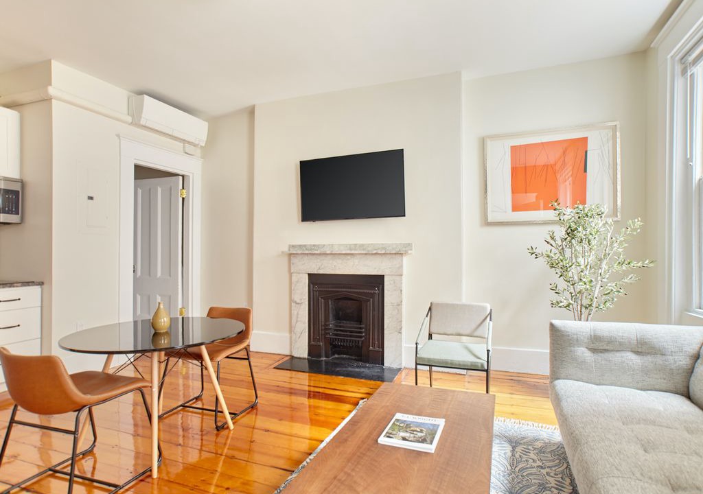 Photo of Livingroom in Beacon Hill