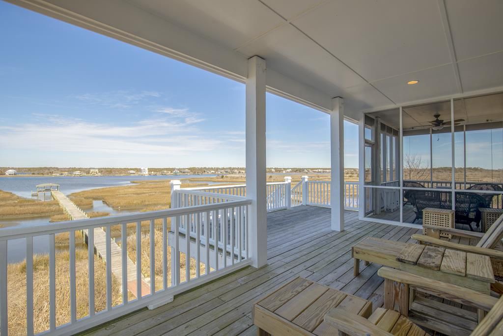 Photo of Others in Cape Island