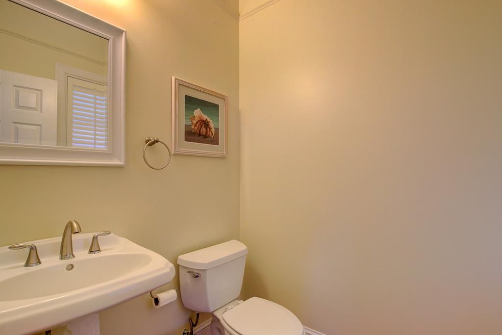 Photo of Bathroom in Cape Island