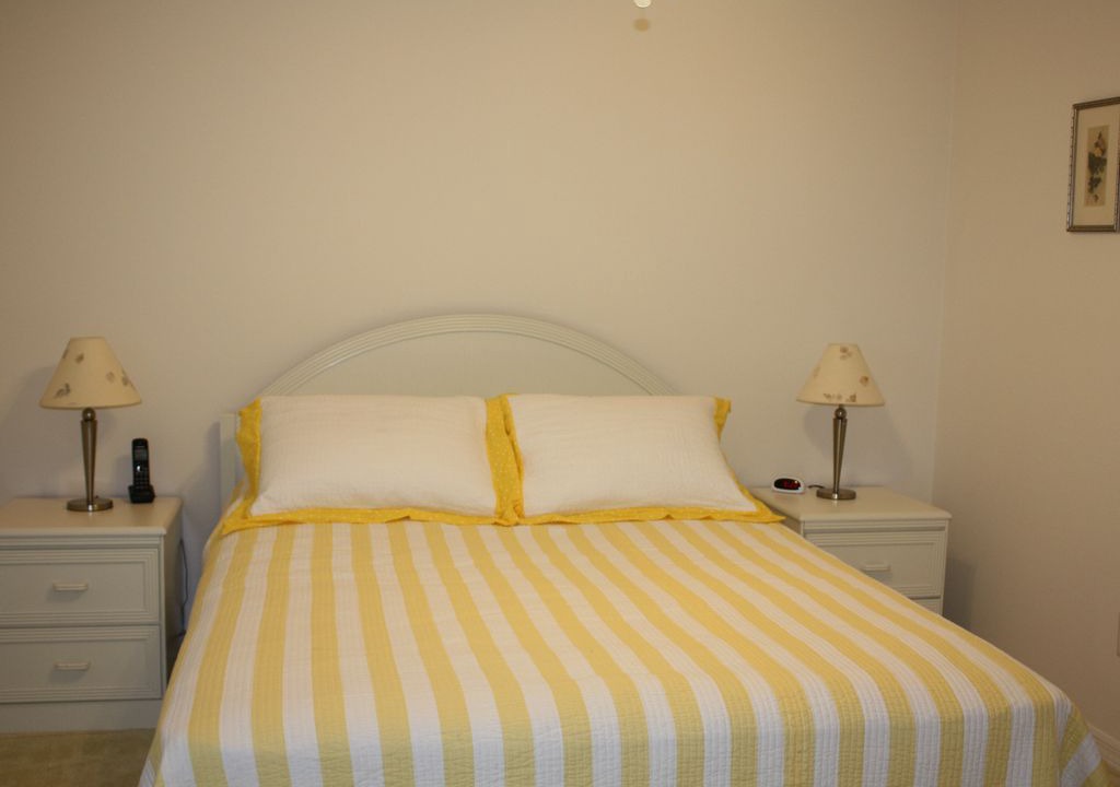 Photo of Bedroom in Greater Groves