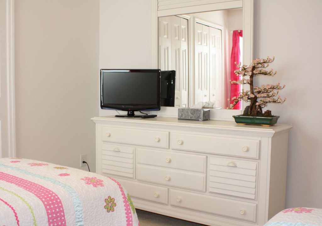 Photo of Bedroom in Greater Groves