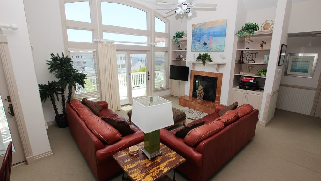 Photo of Livingroom in Ocean Sands