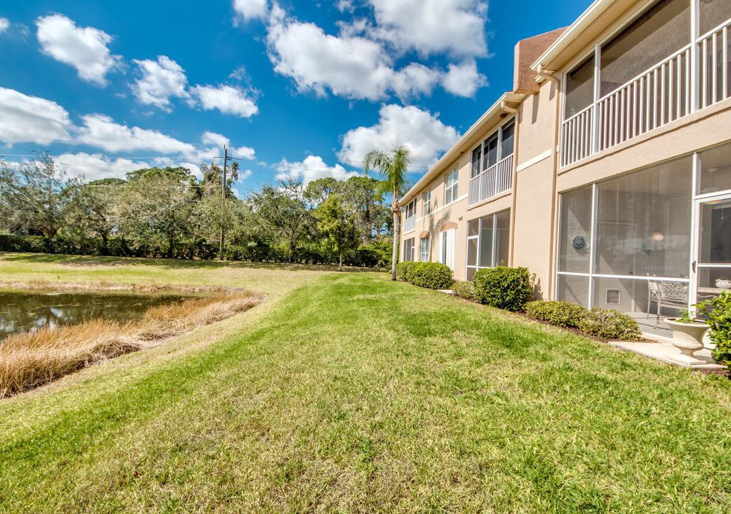 Photo of Buildings in Cypress Lake