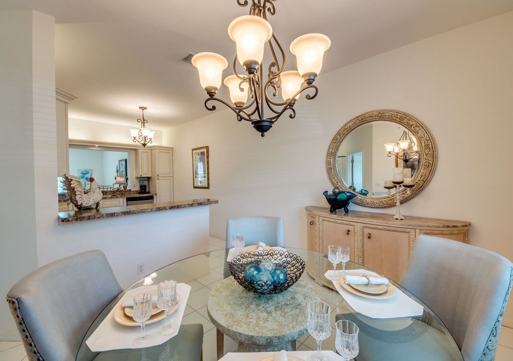 Photo of Livingroom in Cypress Lake