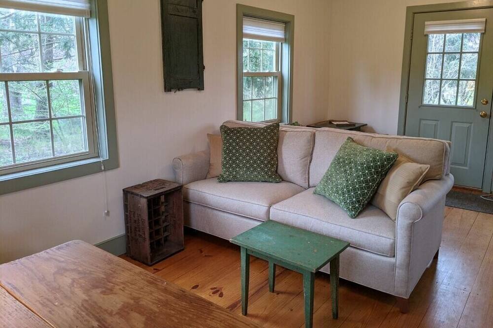 Photo of Livingroom in West Chester