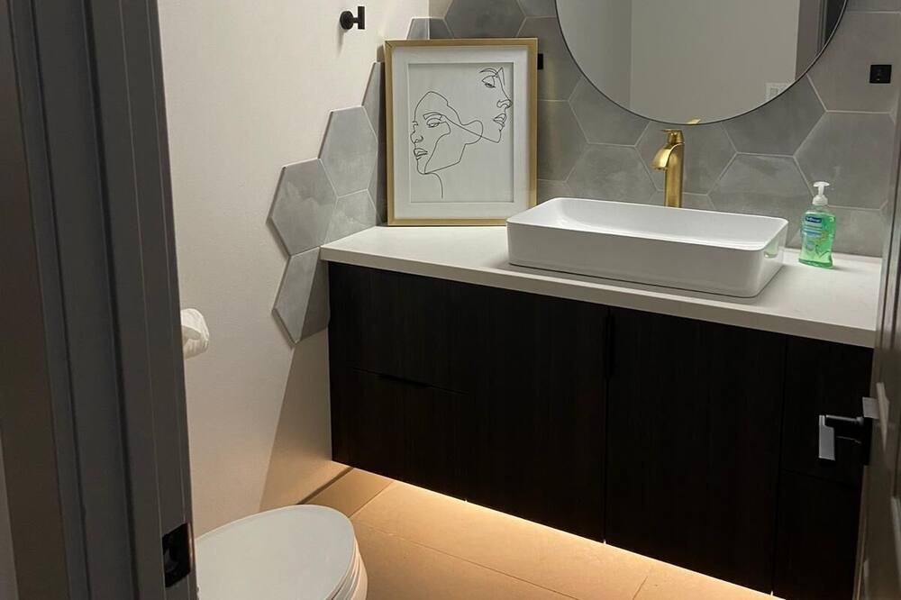 Photo of Bathroom in Silverado Ranch