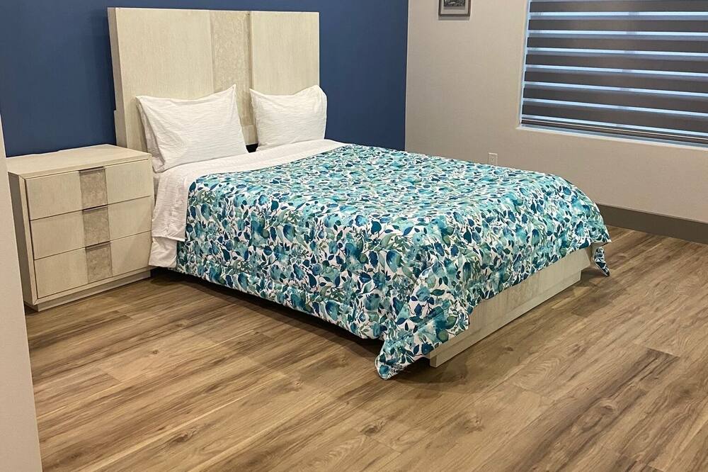 Photo of Bedroom in Silverado Ranch