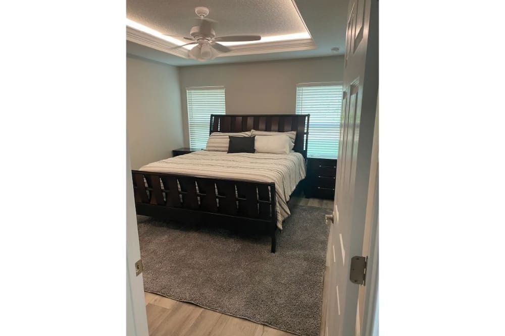 Photo of Bedroom in Dunnellon