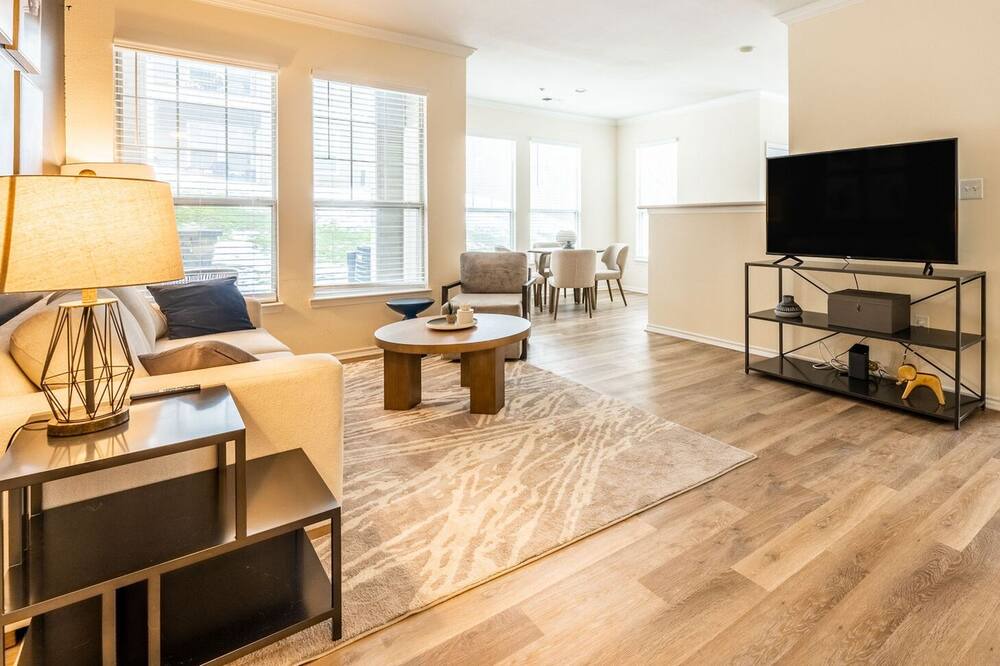 Photo of Livingroom in West Chester