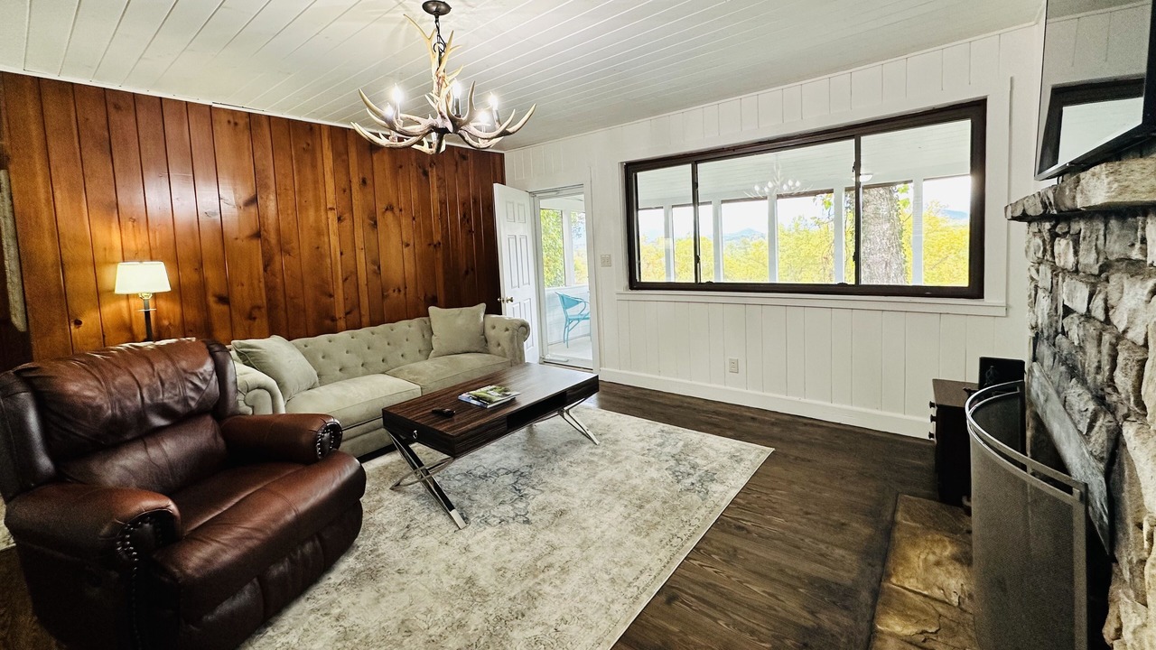 Photo of Bedroom in Bryson City