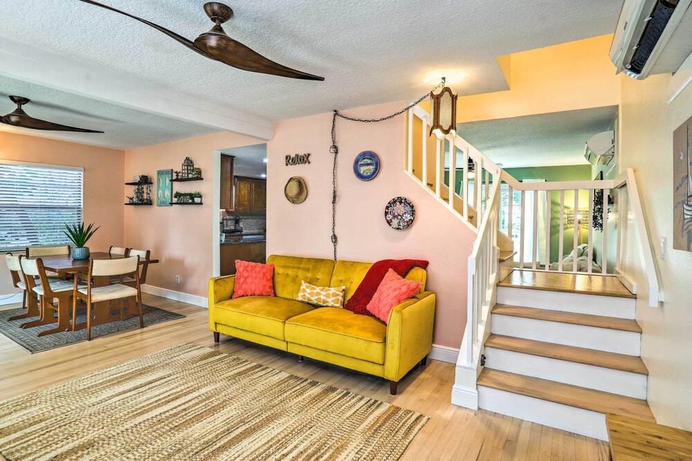 Photo of Livingroom in Historic Old Northeast