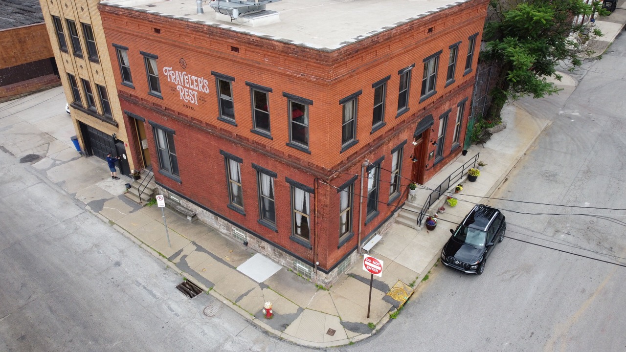 Photo of Outdoor in South Side Flats