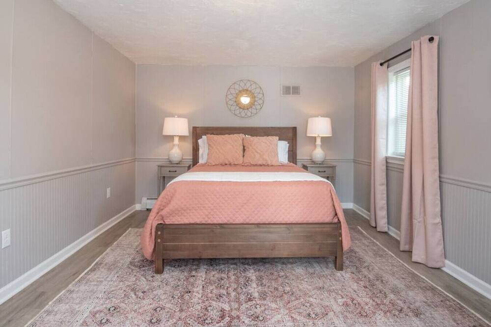 Photo of Bedroom in Mount Aetna