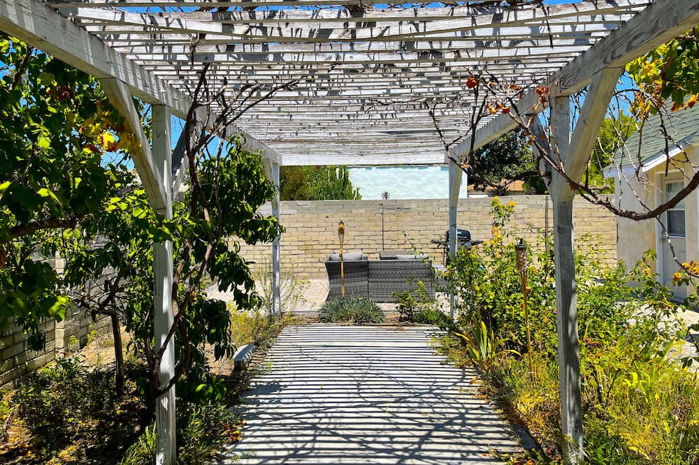 Photo of Outdoor in Burbank