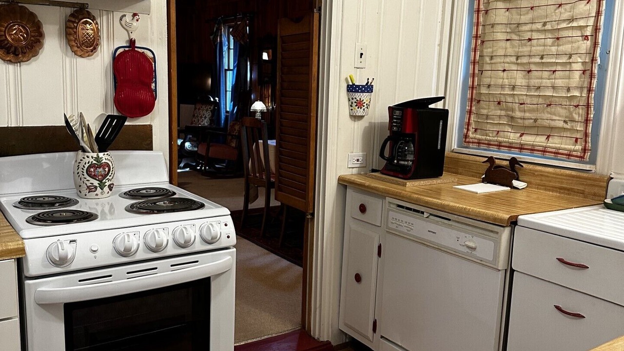 Photo of Kitchen in Mirror Lake
