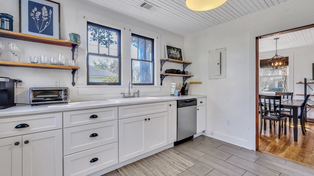 Photo of Kitchen in Thunderbolt
