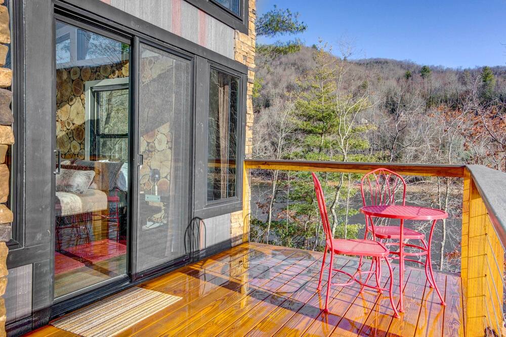 Photo of Outdoor in Topton