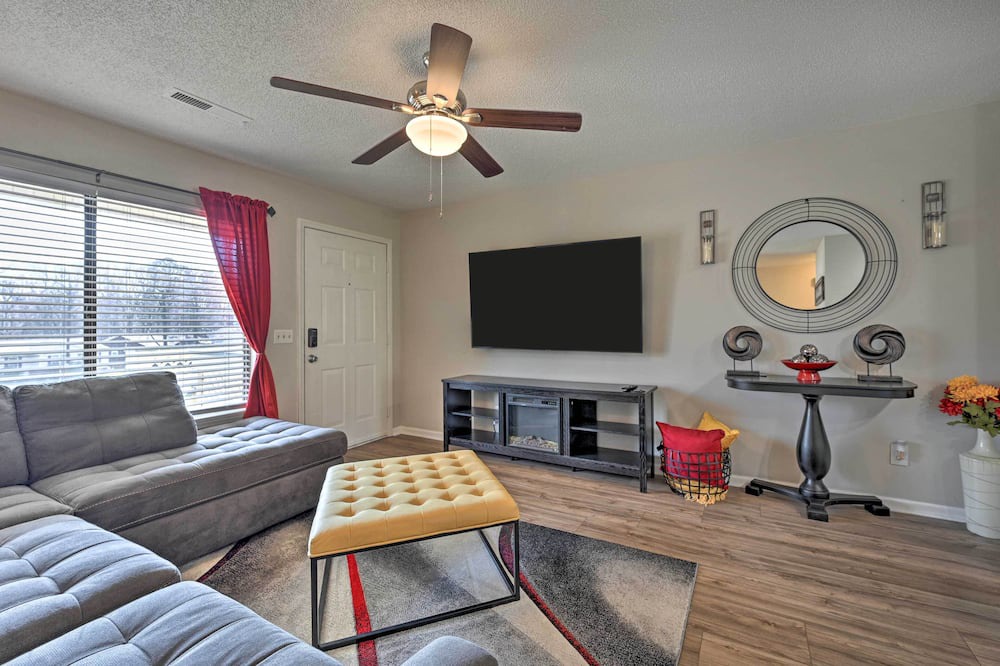 Photo of Livingroom in Archdale