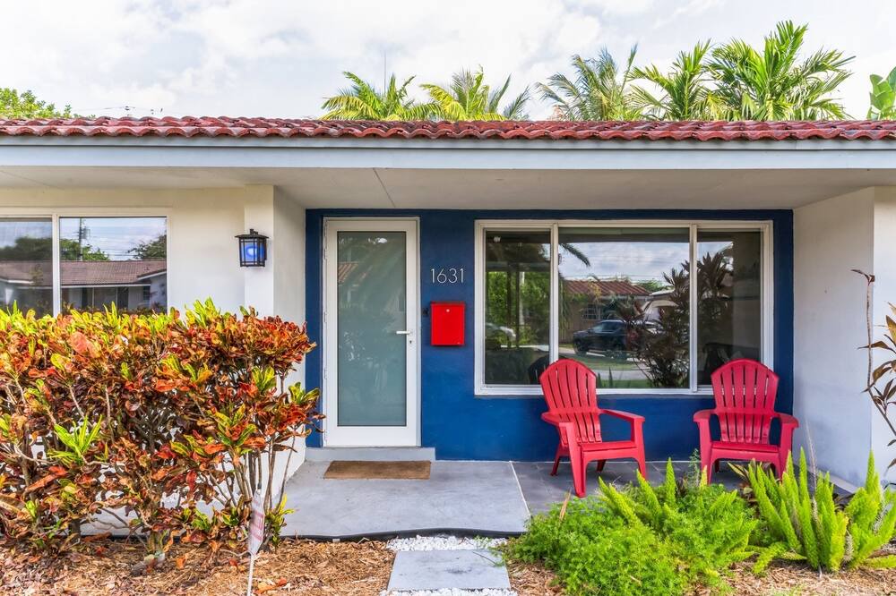 Photo of Others in Coral Ridge Isles