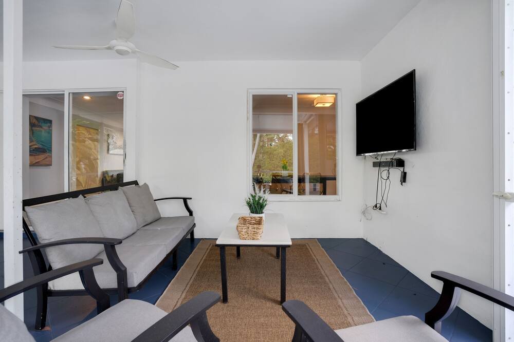 Photo of Bedroom in Coral Ridge Isles