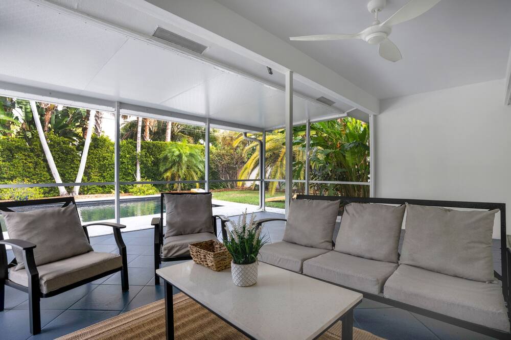 Photo of Others in Coral Ridge Isles