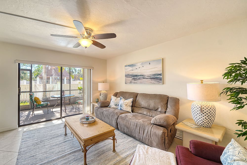 Photo of Others in Gulf Gate Estates