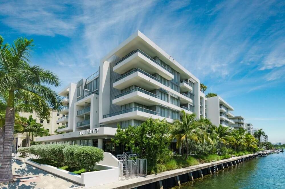 Photo of Outdoor in Bay Harbor Islands
