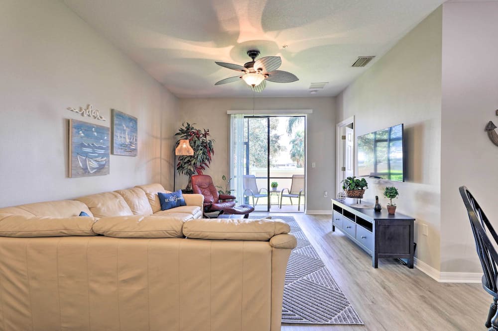 Photo of Bedroom in Bee Ridge