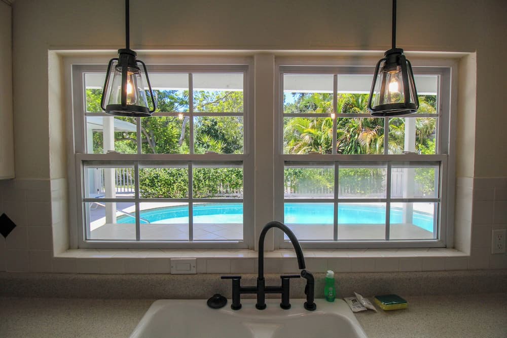 Photo of Outdoor in Gulf Gate Estates