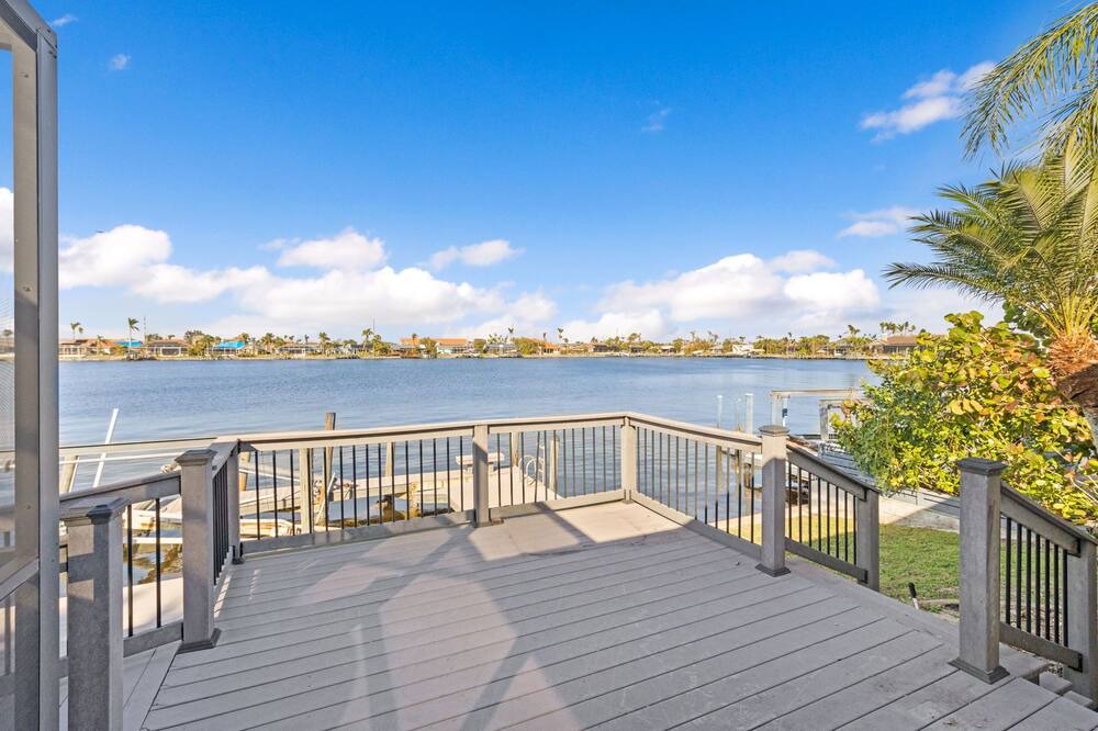 Photo of Outdoor in Eight Lakes