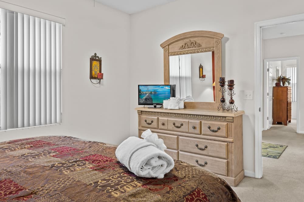 Photo of Bedroom in Sunset Ridge