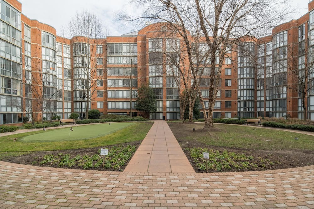 Photo of Outdoor in Radnor - Fort Myer Heights