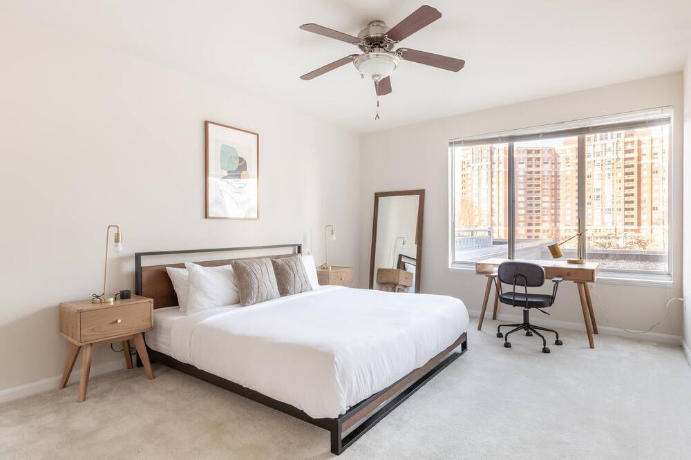 Photo of Bedroom in North Bethesda