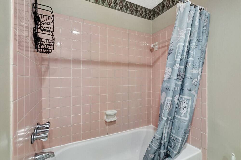 Photo of Bathroom in Pinellas Point