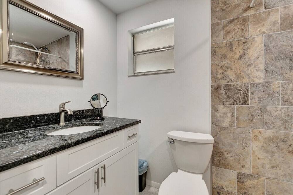Photo of Bathroom in Pinellas Point