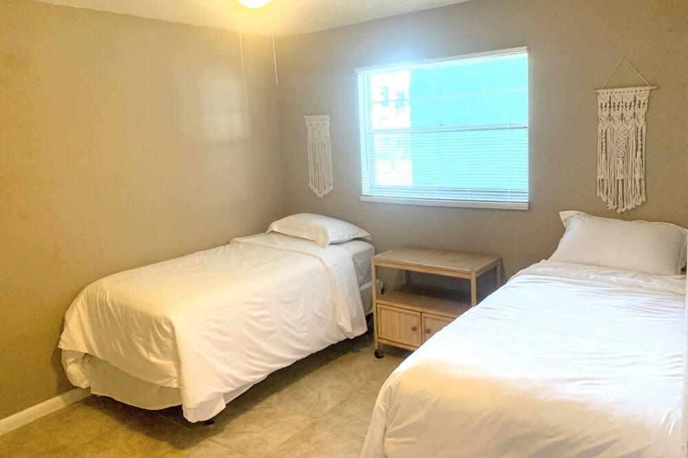 Photo of Bedroom in Diplomat
