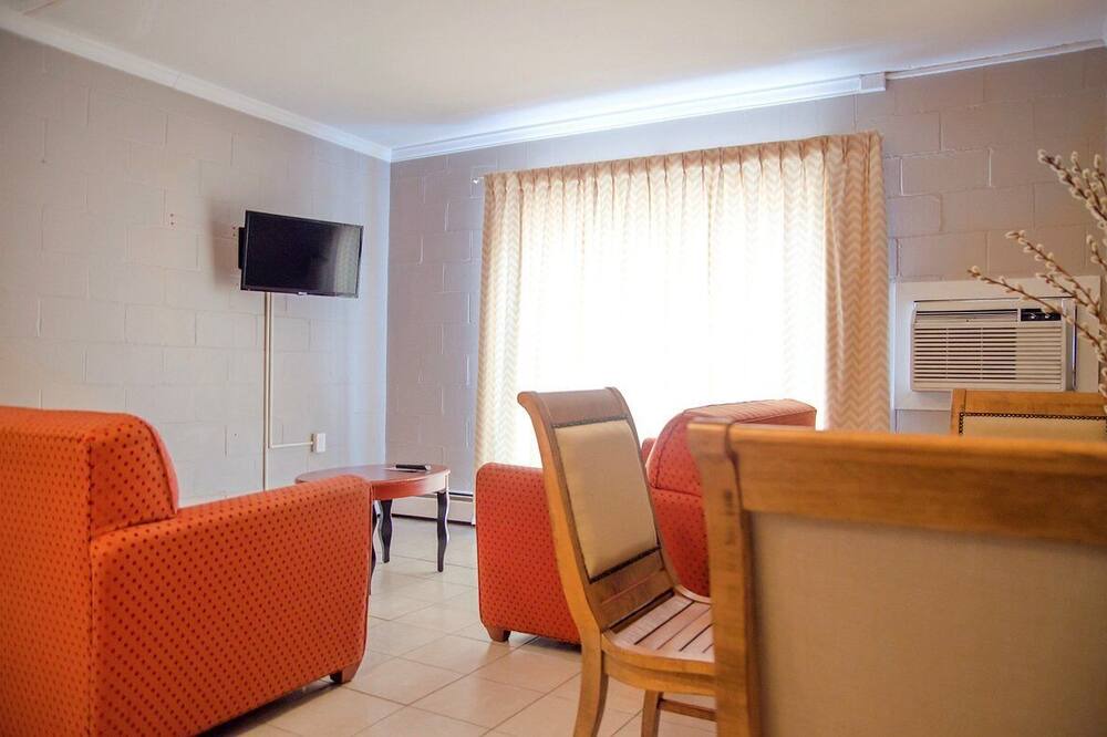 Photo of Livingroom in Old Seminole Heights