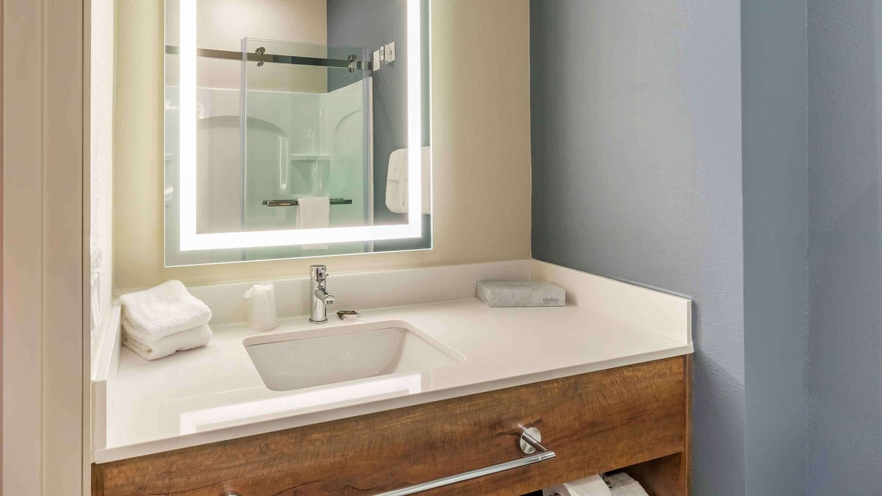 Photo of Bathroom in Biggar