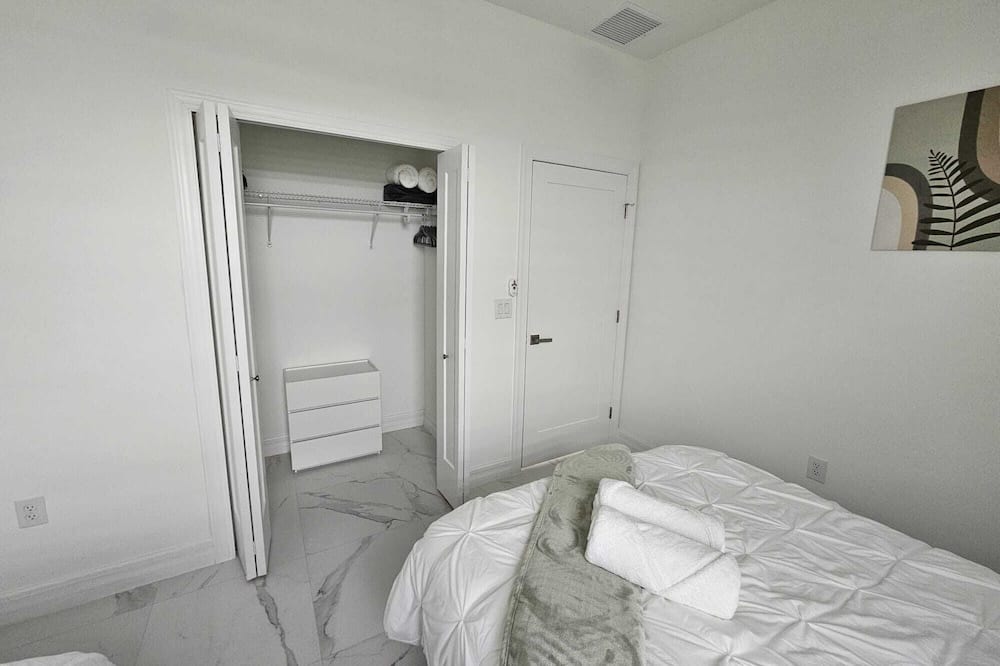 Photo of Bedroom in Diplomat
