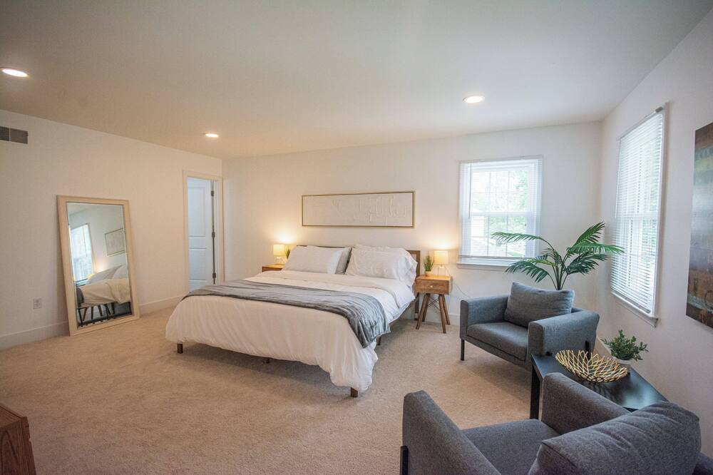 Photo of Bedroom in Herndon