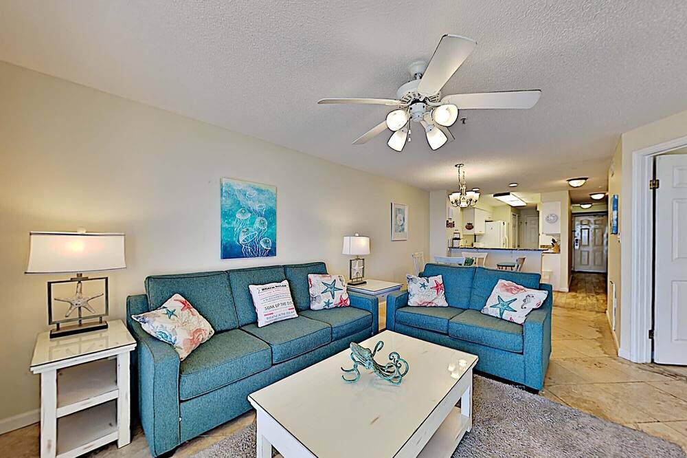 Photo of Livingroom in Fort Walton Beach