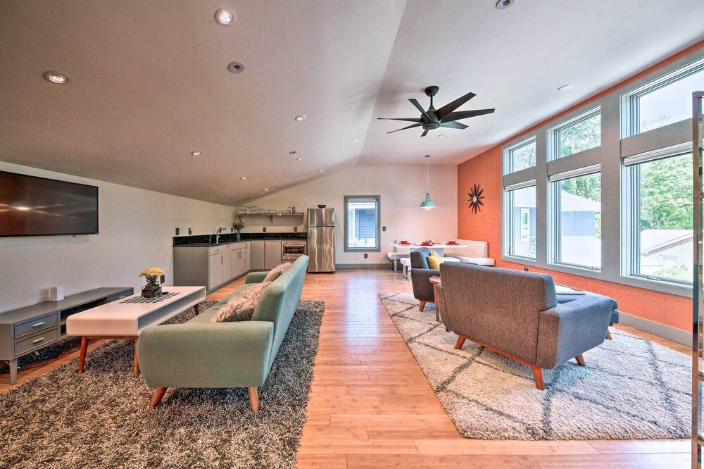Photo of Bedroom in Southern Shores