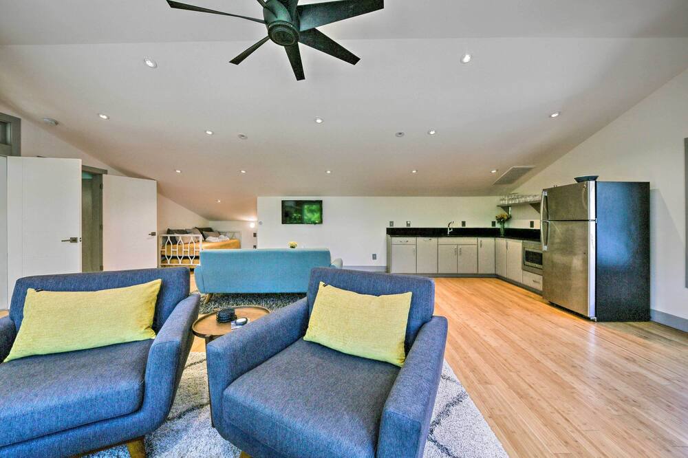 Photo of Livingroom in Southern Shores