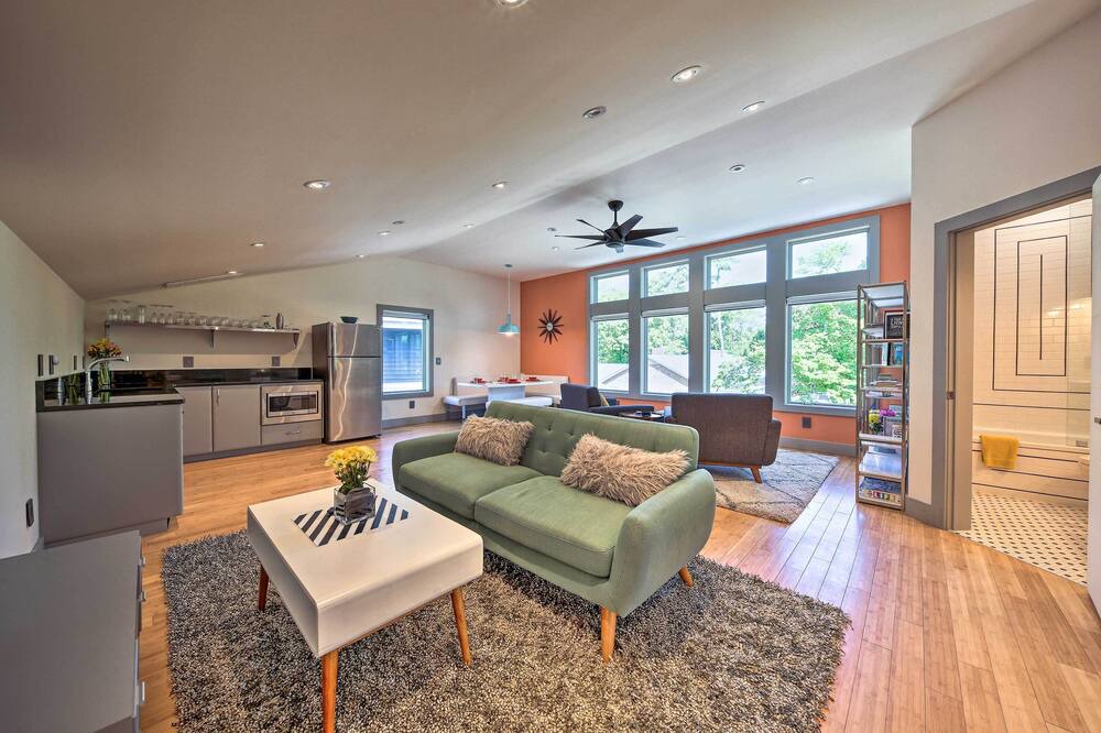 Photo of Livingroom in Southern Shores
