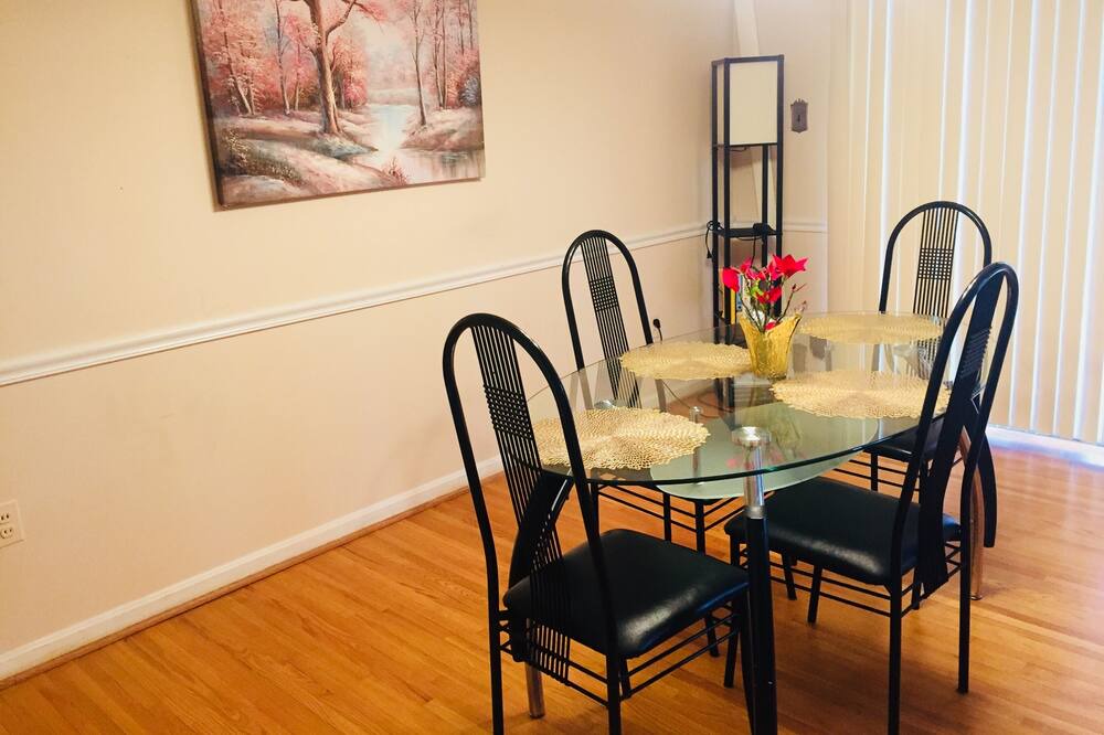 Photo of Kitchen in North Bethesda