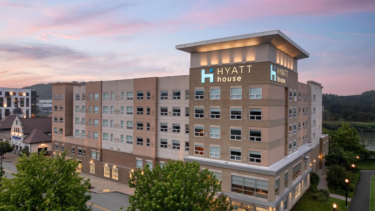 Photo of Outdoor in South Side Flats