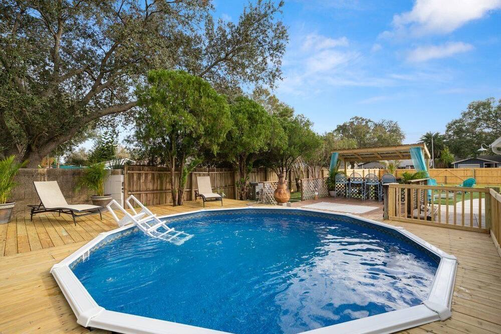 Photo of Outdoor in Oldsmar